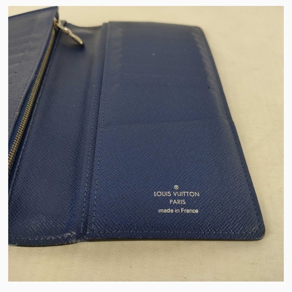 Louis Vuitton Thai Carama Bifold Wallet - Picture 5 of 9